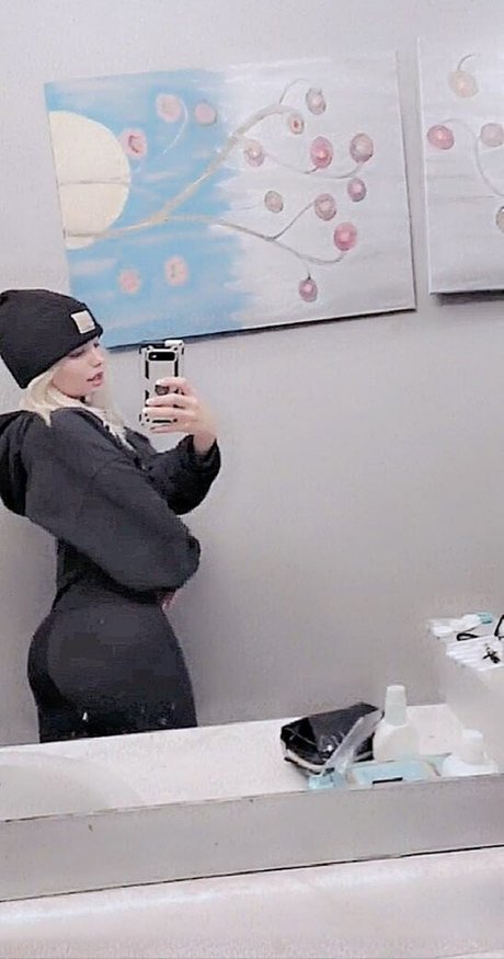 Gray Hawkes model sex image