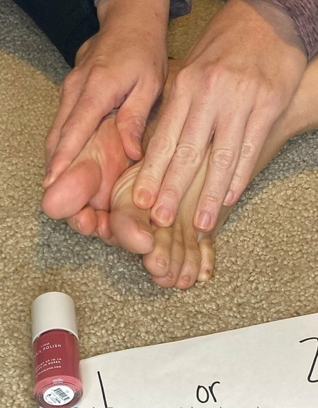 slendersolesmom model art img