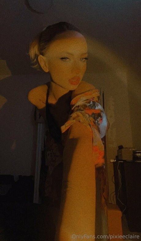 pixieeclaire star nudes images