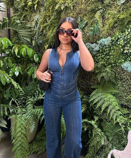 naked milf onlyfans porno pictures