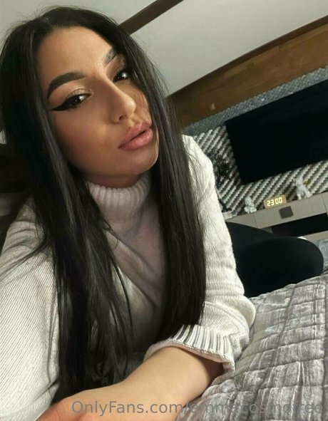 emmacosmo erotic actress pic