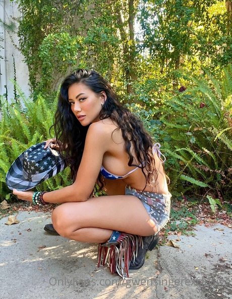 gwensingerexclusive adult star images