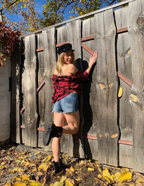 erika eden vip exclusive star pic