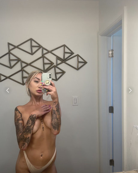 Blondeanime star pics