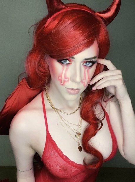 camghoul pornstar naked archive