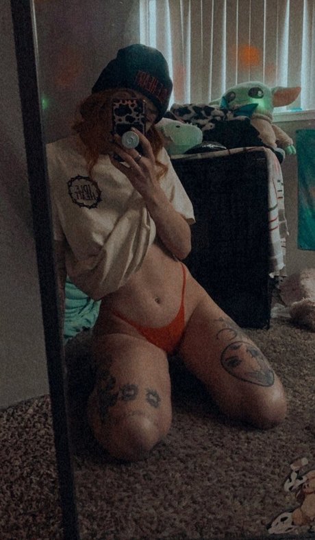 Indoor wilding nude model images