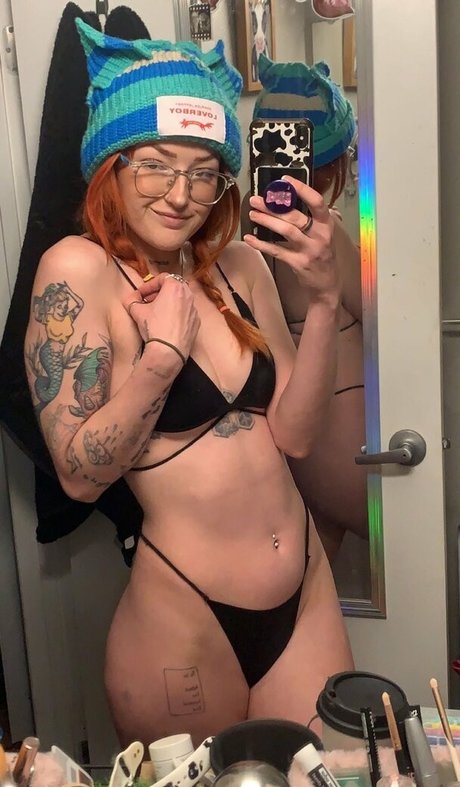 Indoor wilding model xxx photo