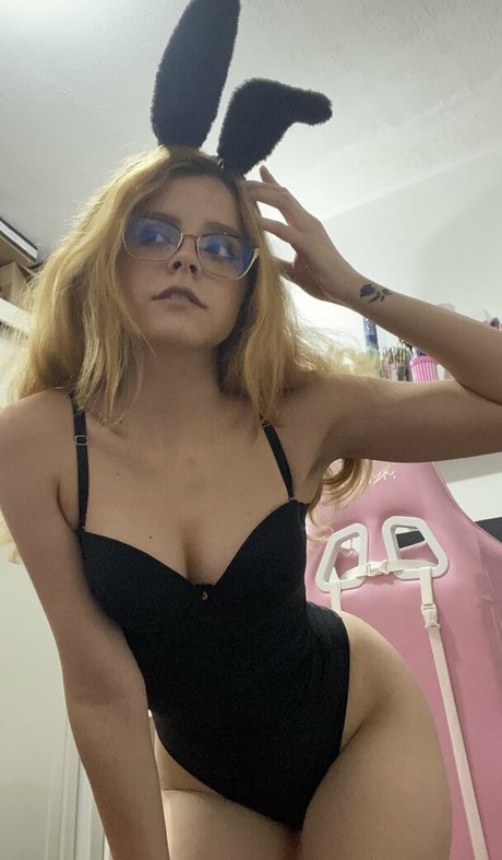 mature squirt onlyfans art nude gallery