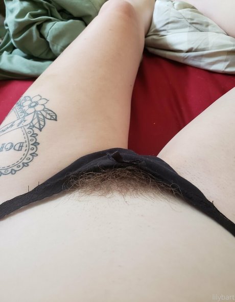 Anya Volz model hot gallery