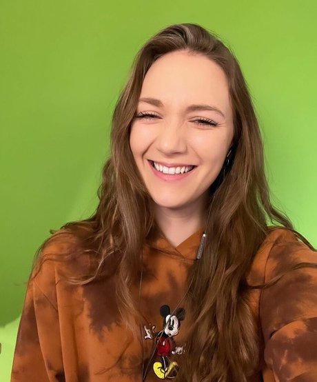 Anna Demetriou star naked photos