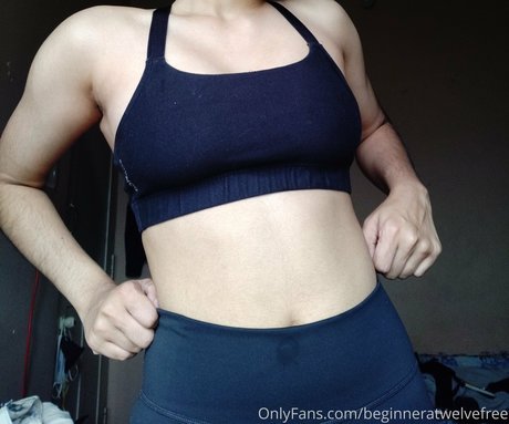 beginneratwelvefree pretty actress photo