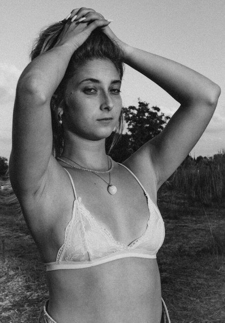 Noam Magen porn model pics