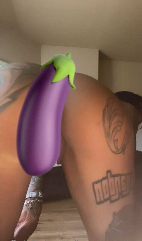 luvenchanting xxx pornstar img