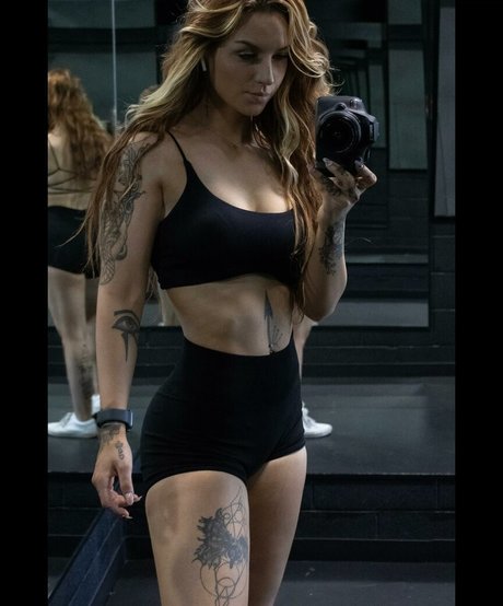 Natasha Gillem free pornstar images