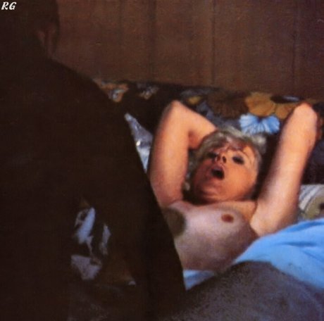 mirror onlyfans free nude picture