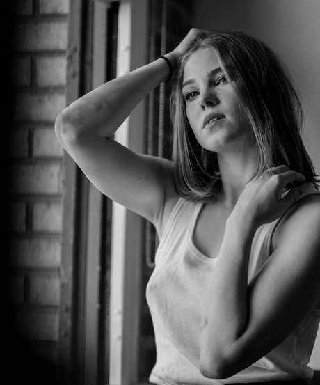 Jess Gabor free star gallery