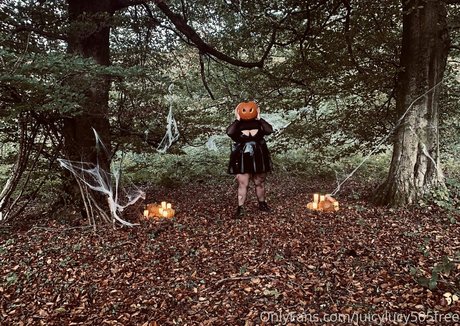 shemale fucks girl onlyfans art naked galleries