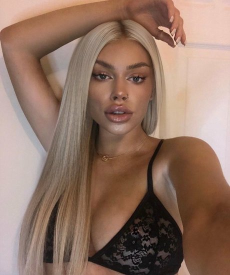 SloppyQueenUK sex model image