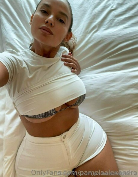 pamelaalexandra hot pornstar galleries