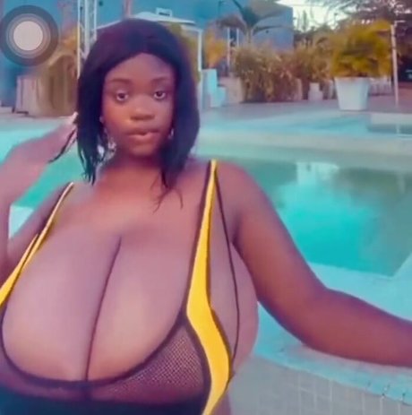 Chanel La Croix art model images