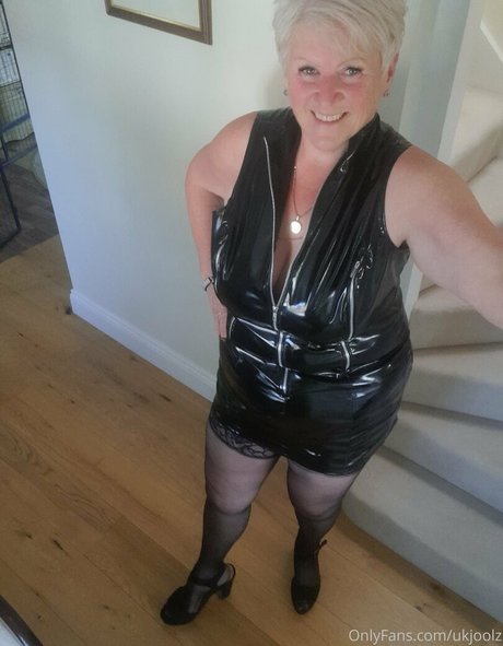 ukjoolz hot pornstar archive