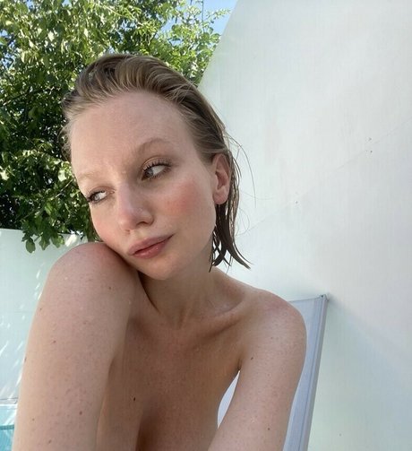 Annie Kinshova pornstar nudes picture