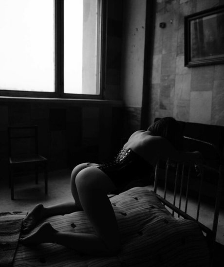 Annie Kinshova xxx pornstar pic