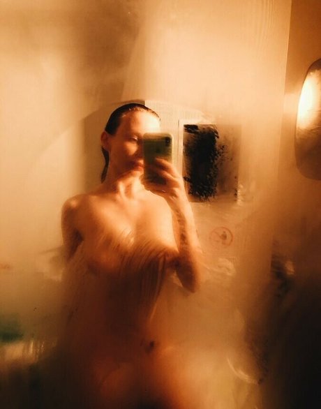 Annie Kinshova pornstar best photo