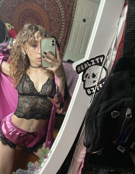 itsjeslynpixie pretty model photos