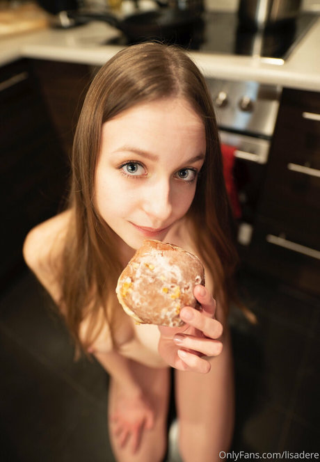 Lisadere xxx pornstar archive