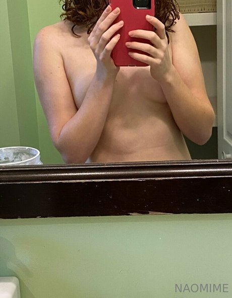 naomime nudes model picture