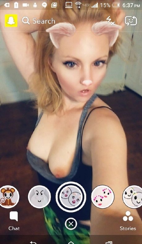 Sheila Aliens model high quality picture