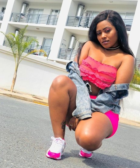 Bella Batista model erotic img