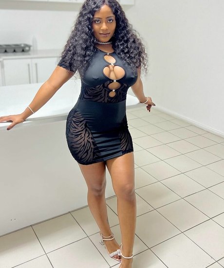 Bella Batista model nude gallery