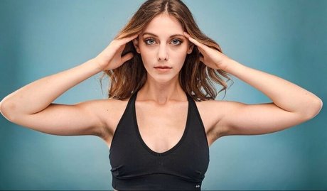 AlexandraQnin art pornstar gallery