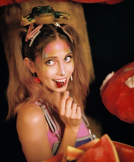 AlexandraQnin best actress archive