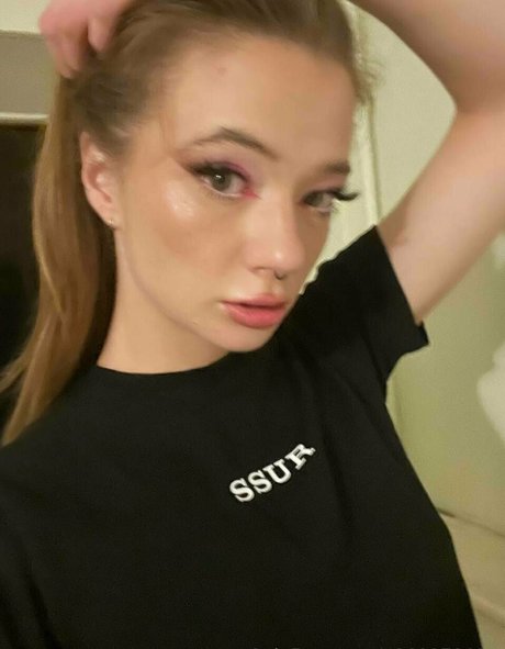 layla role top star pictures