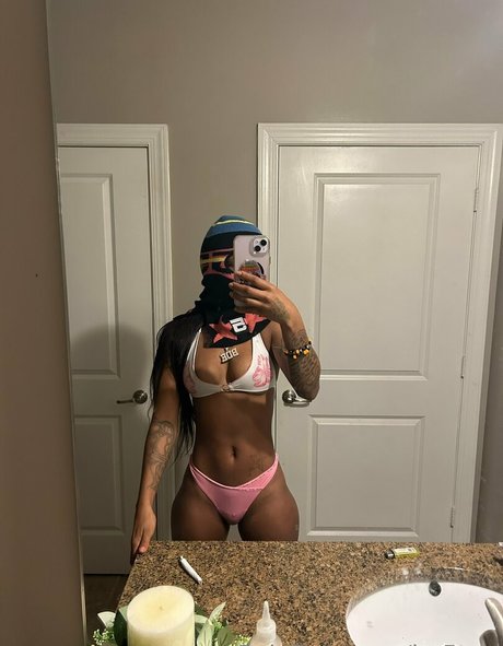 athletic milf onlyfans sexy nudes picture