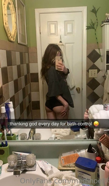 madinoelll exclusive model pics