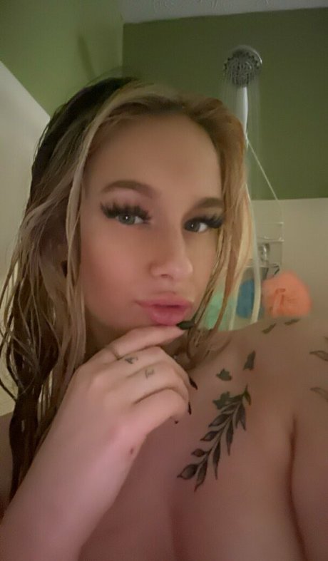 madinoelll naked pornstar archive