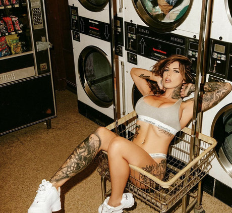 Crossmaiheart star high quality pics