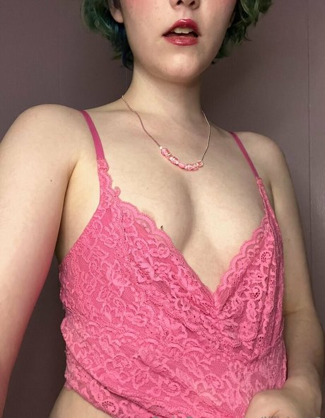 lilbbg 0 model pornographic picture