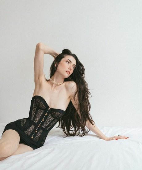 thewomanfromanotherplace pornstar beautiful picture