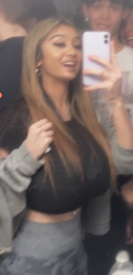 The Rare Proh0e hot model pictures