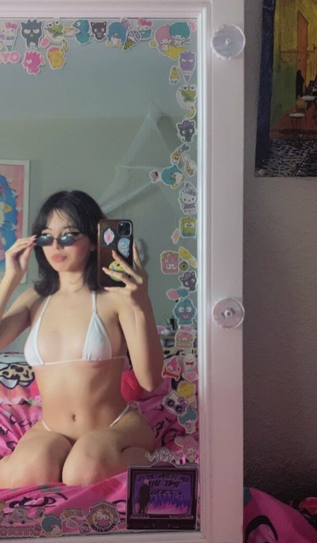 shemale cumshot onlyfans nude image