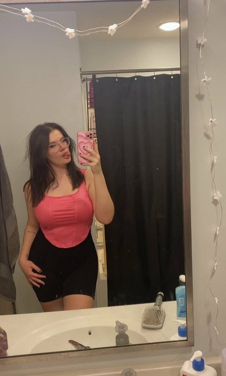 sexymigraines model best picture