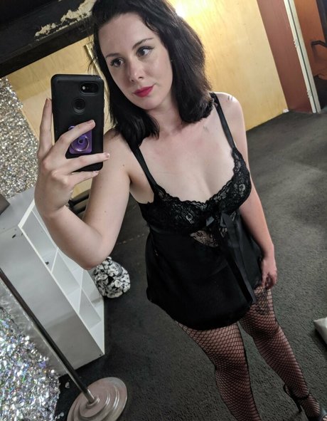 peachbellini perfect actress picture