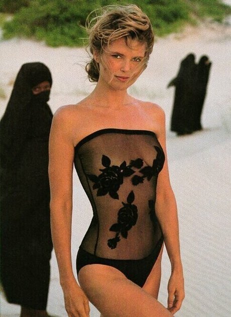 curvy nude onlyfans porno photo