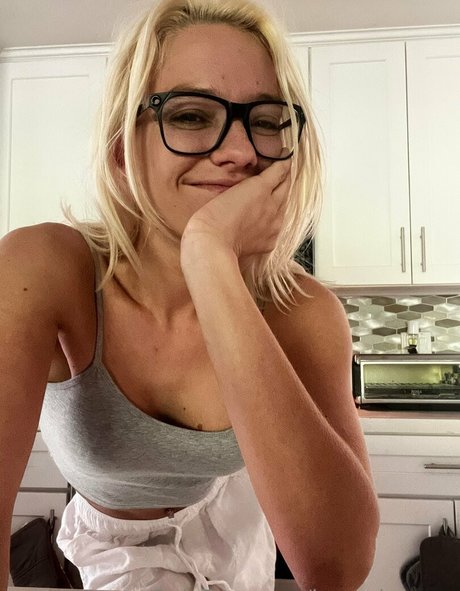 kenna model hd images