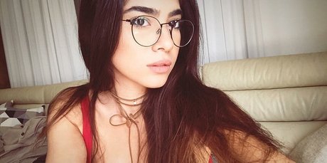 milf handjob onlyfans naked img